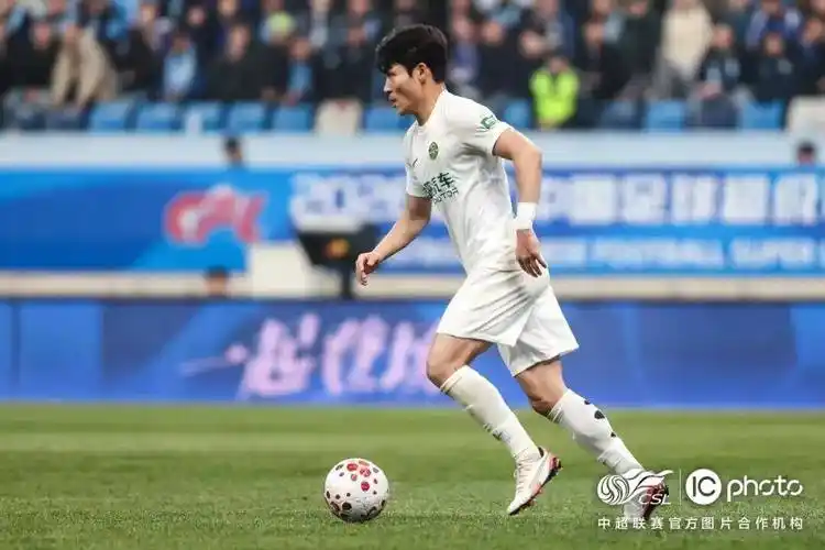 法国乙级联赛：格勒诺布尔 VS 巴黎FC